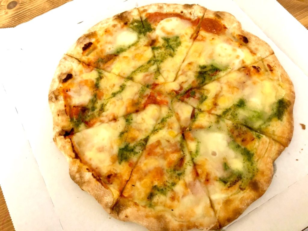 ガストマルゲリータピザ